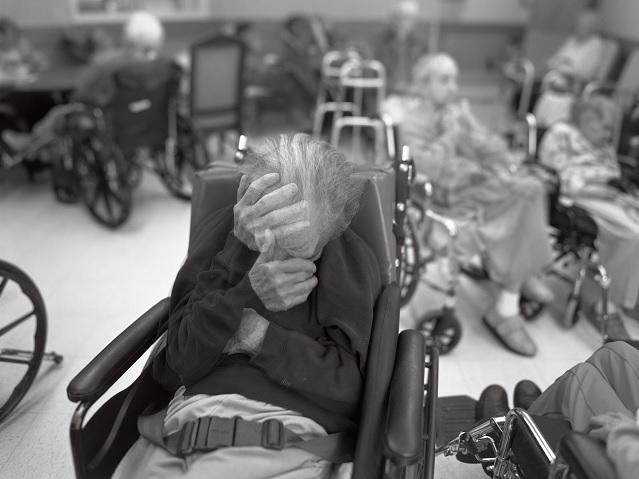 Alzheimer-kór az objektív mögül (fotókkal)