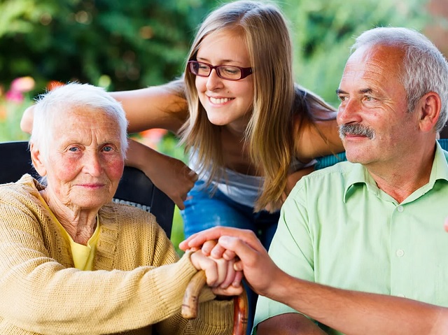 Az Alzheimer-kór nem csak a betegeket érinti