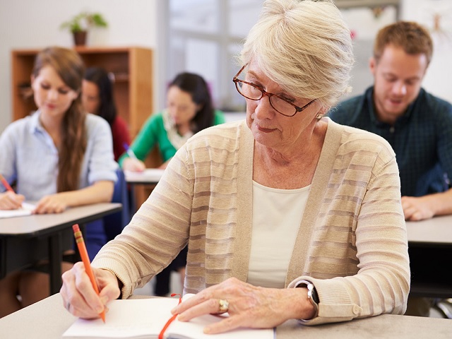 Nyelvtanulás védhet az Alzheimer ellen